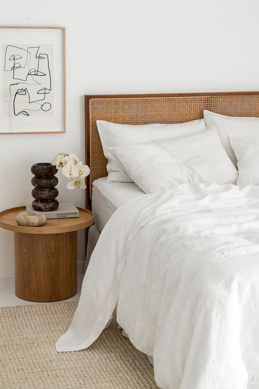 Decoding the Luxury: Why is Linen Bedding Expensive?