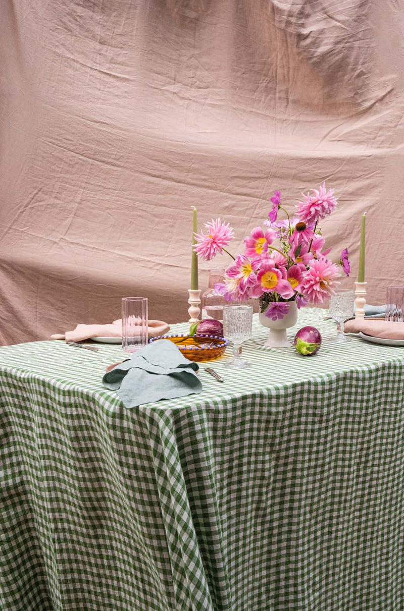 linen table cloth