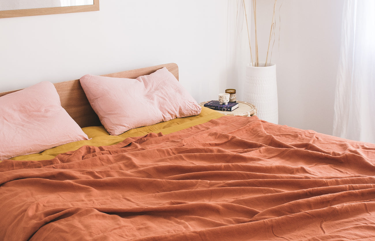 GUEST BEDROOM | Earthy & Warm