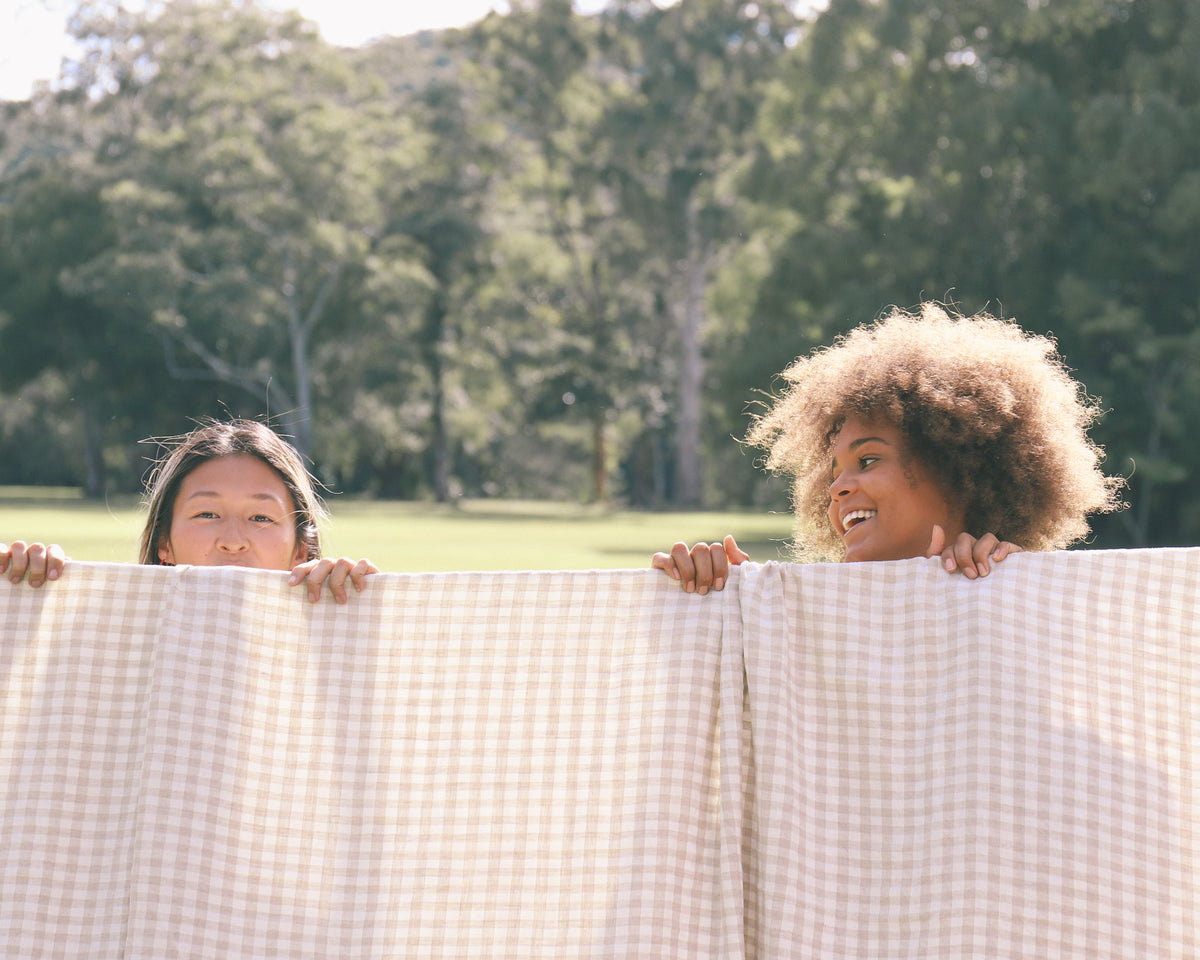 How to wash linen sheets