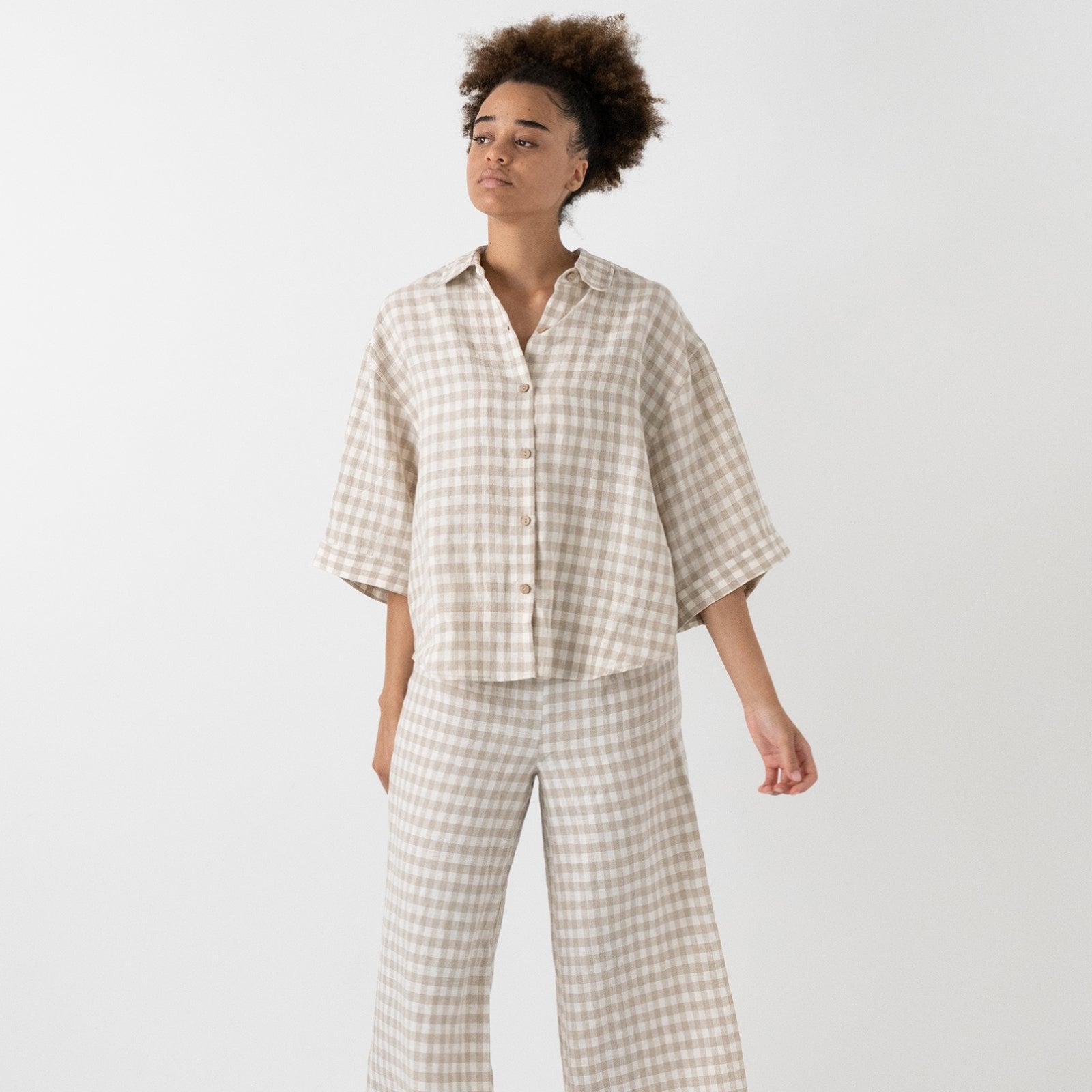 French Flax Ruby Set in Beige Gingham