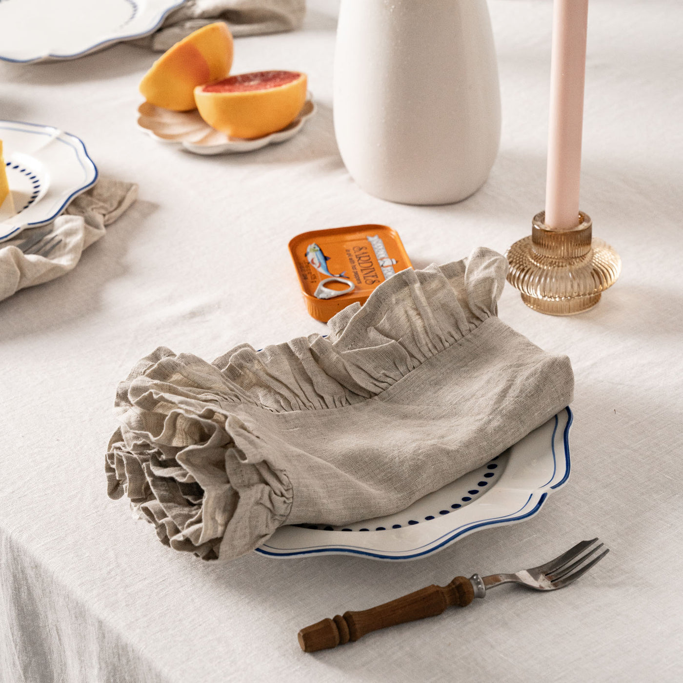 French Flax Linen Ruffles Napkins in Natural