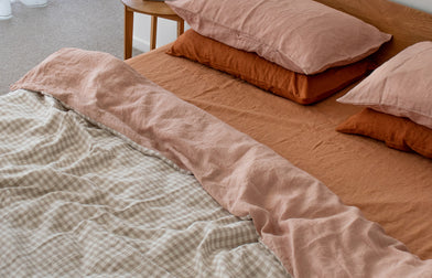 Double-Sided Quilt Cover in Clay & Beige Gingham, Sandalwood Fitted Sheet, Ochre Pillowcases and Clay Pillowcases