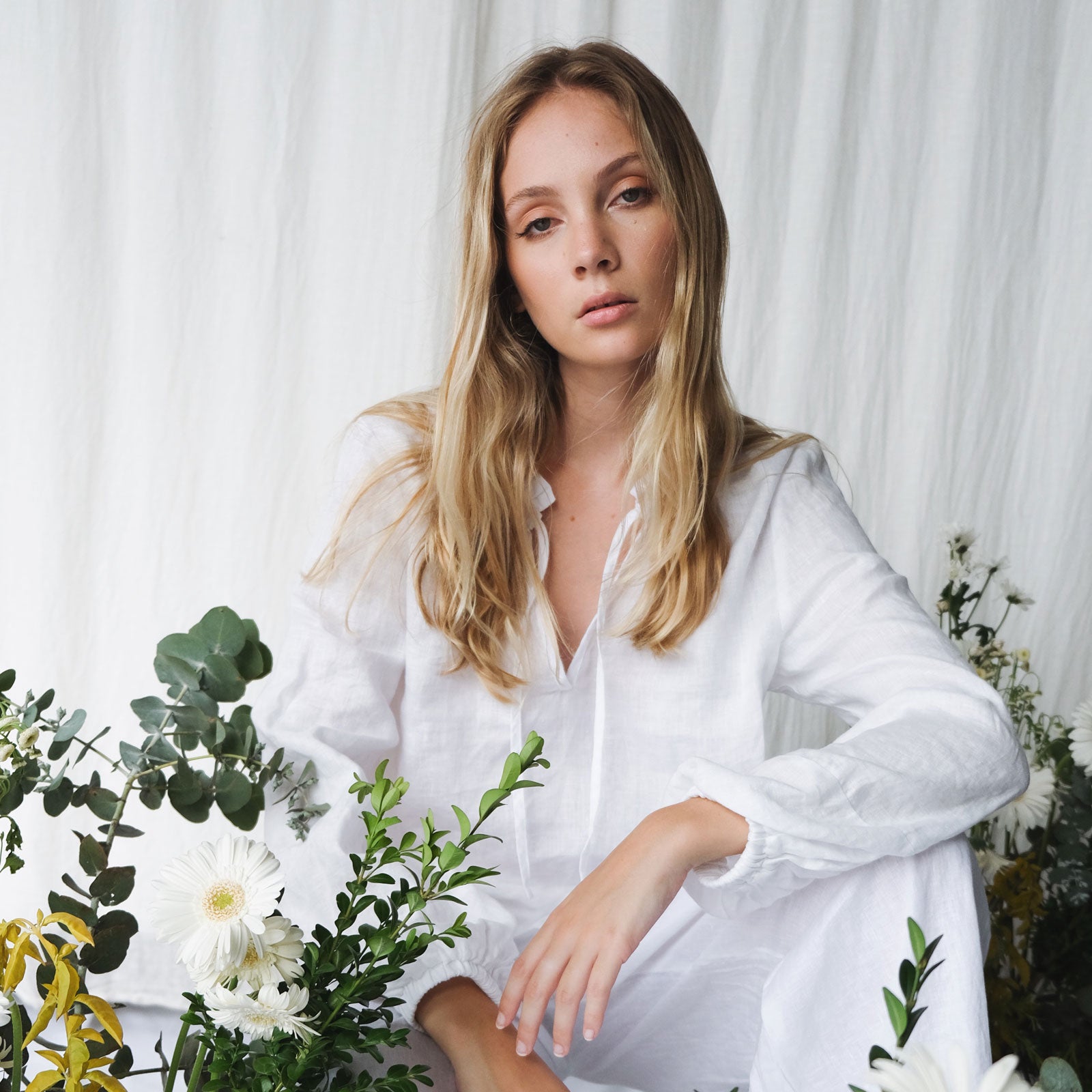 French Flax Linen The Artist Shirt in White