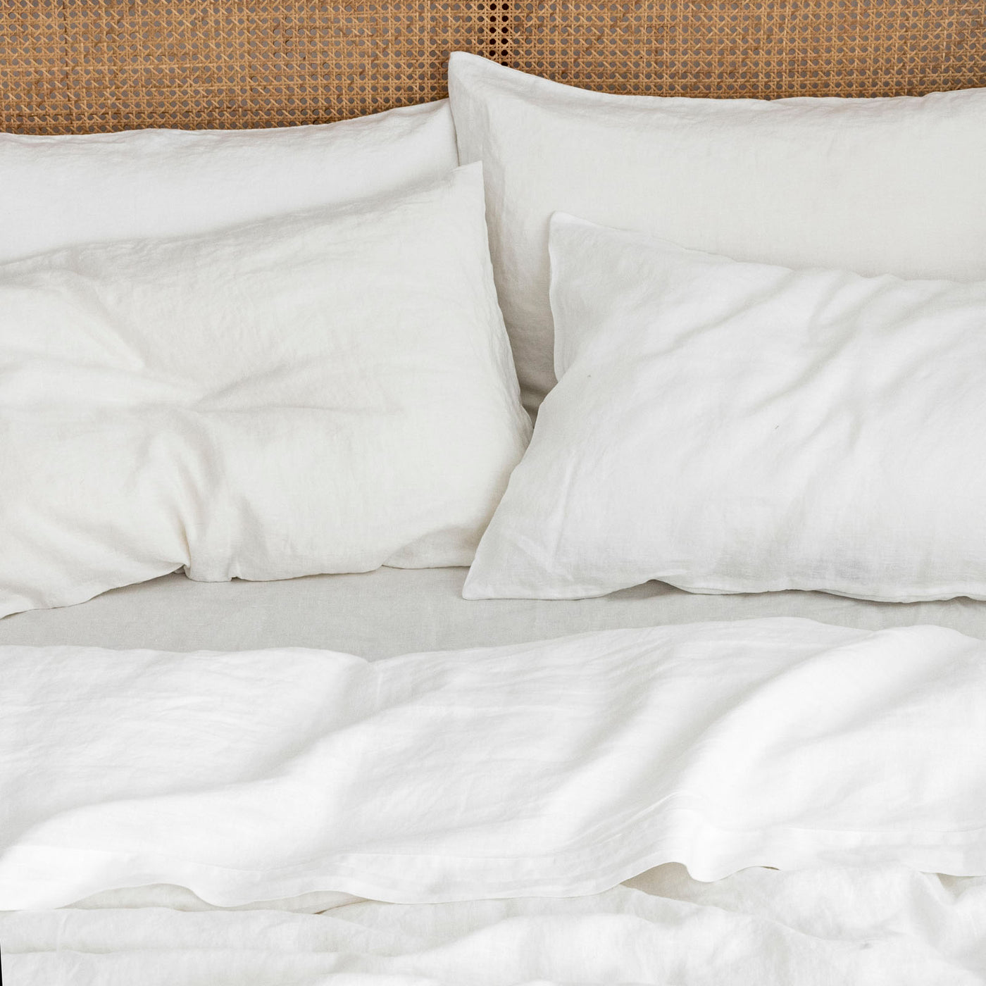 French Flax Linen Pillowcase Set in White