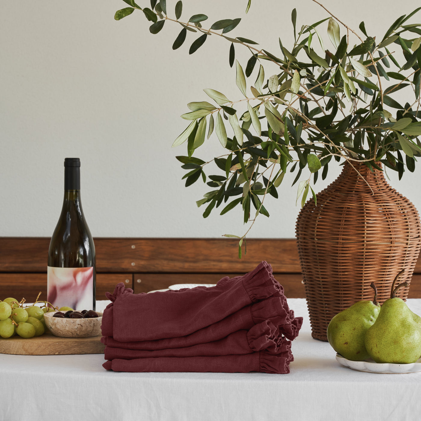 French Flax Linen Ruffles Napkins (Set Of 4) in Cherrywood