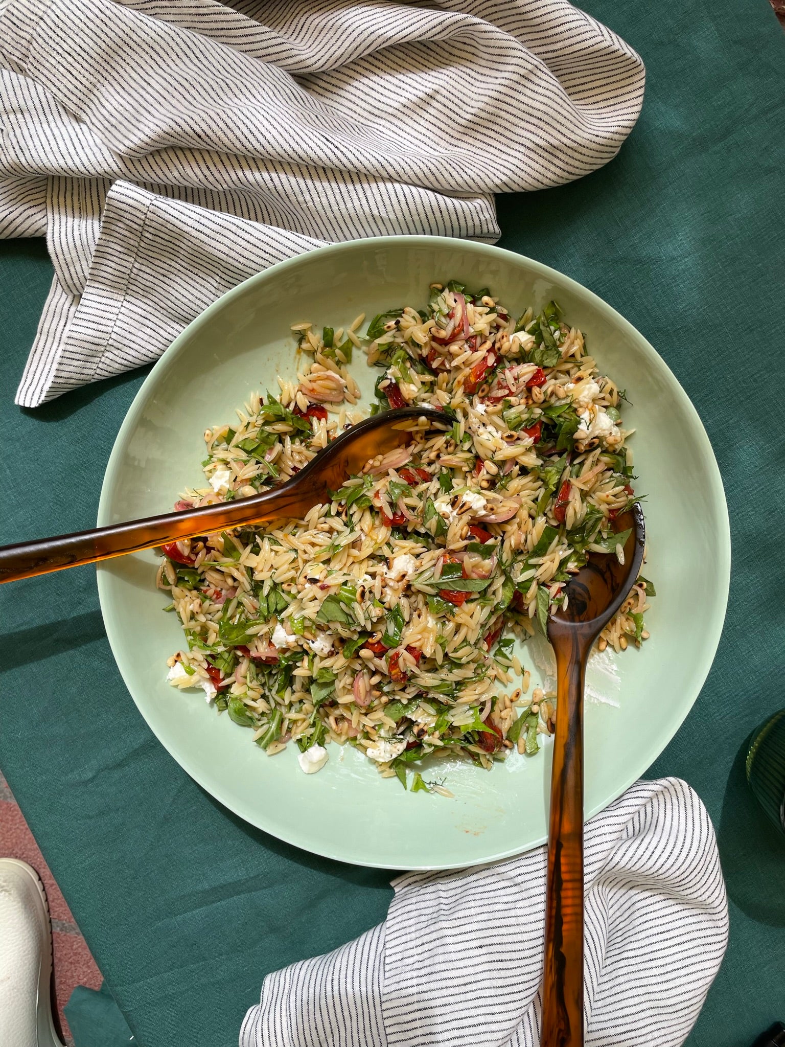 A Must-Try Roasted Tomato Orzo Salad for Your Next Party