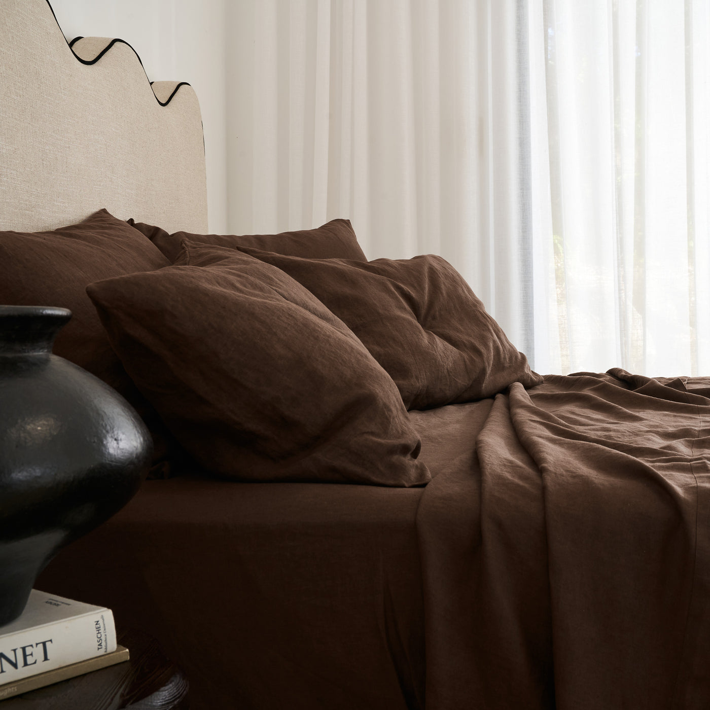 French Flax Linen Fitted Sheet in Chocolate