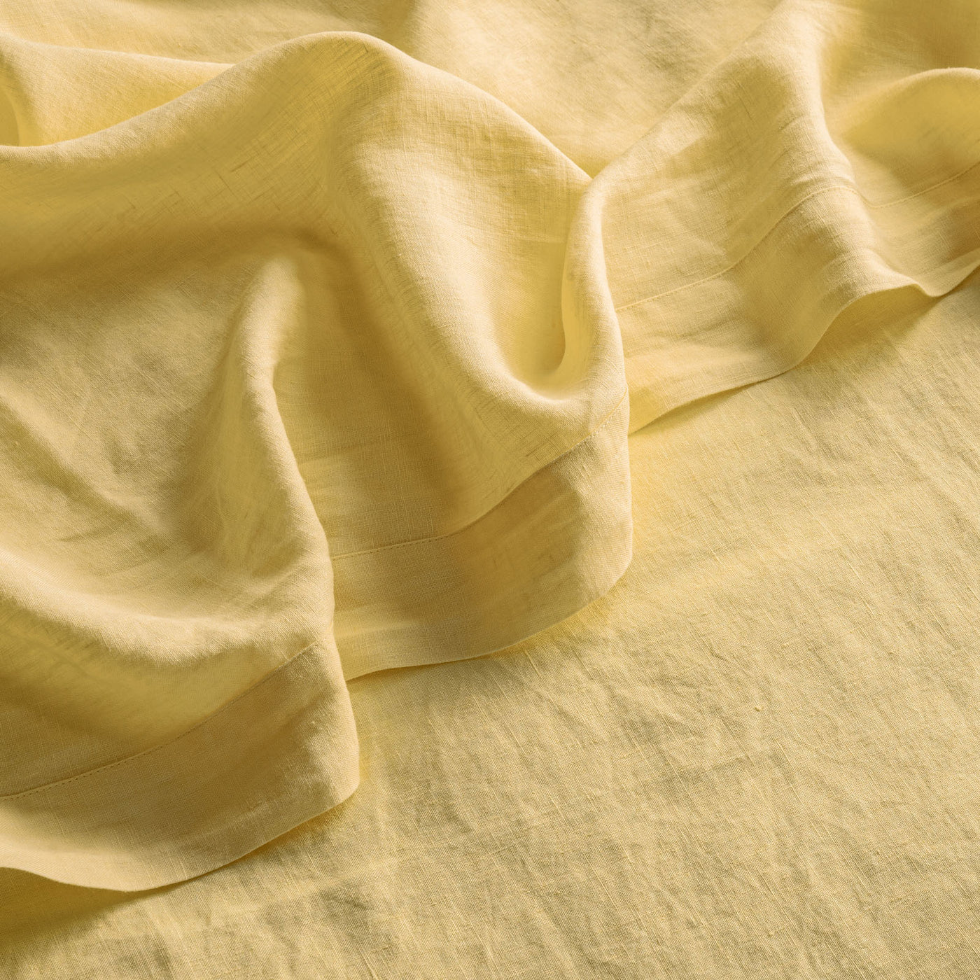 French Flax Linen Flat Sheet in Daisy