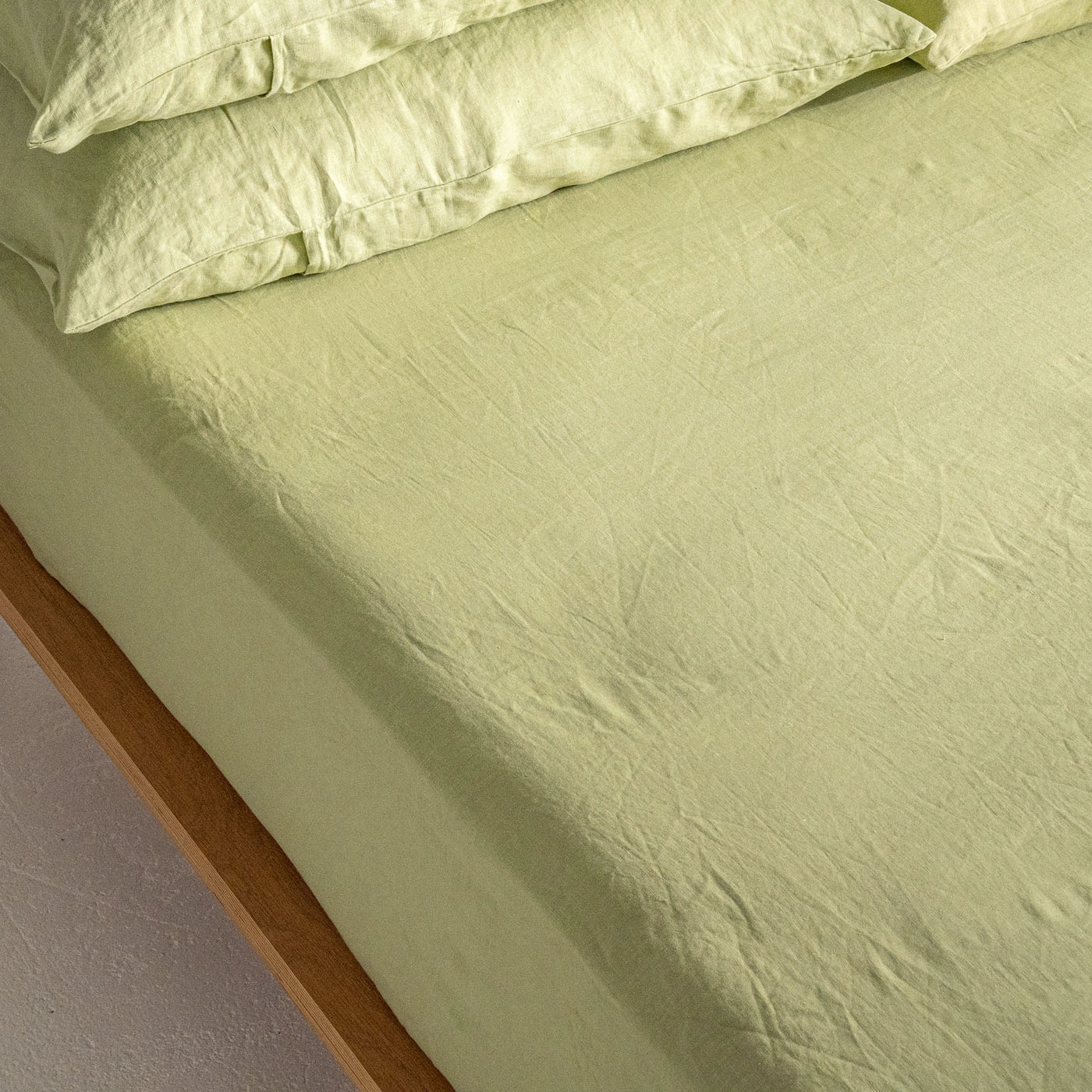French Flax Linen Fitted Sheet in Matcha