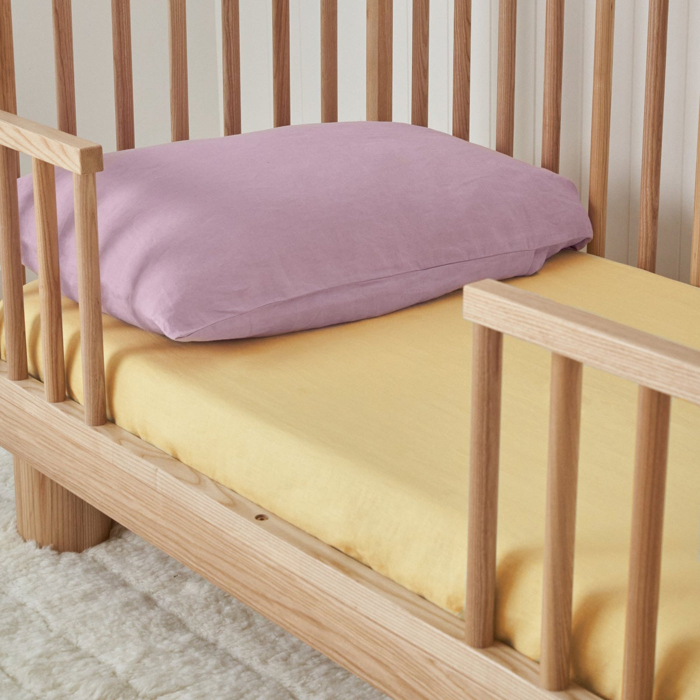 French Flax Linen Cot Sheet in Daisy