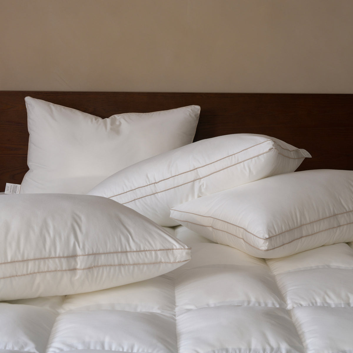 Hotel Cloud Collection™ Topper and Pillow Bundle