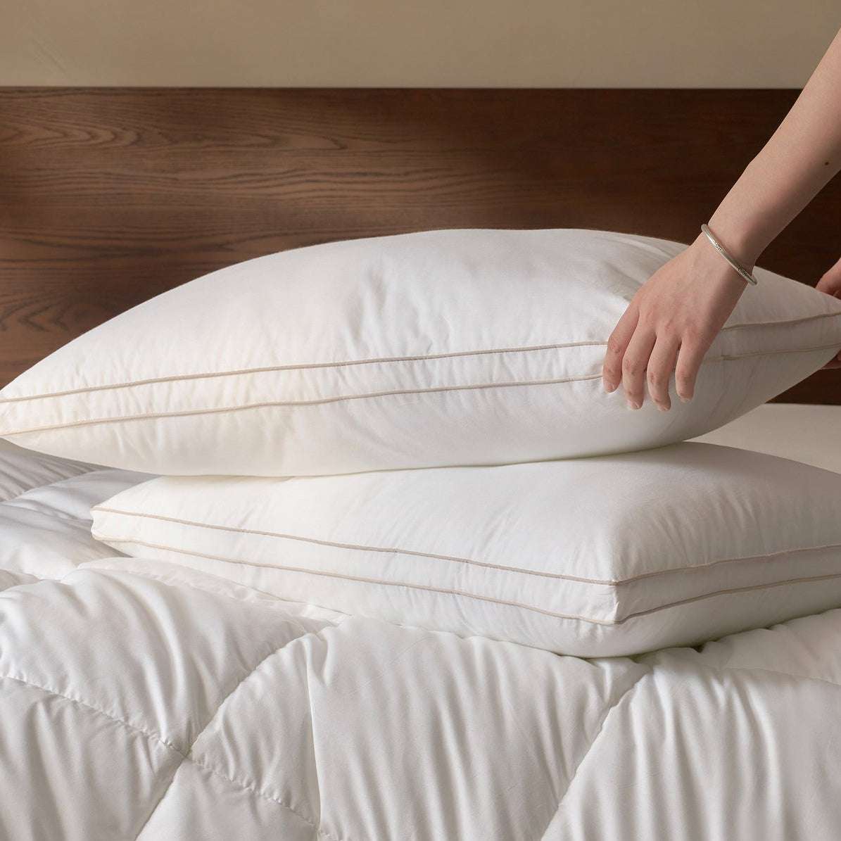 Hotel Cloud Collection™ Topper and Pillow Bundle