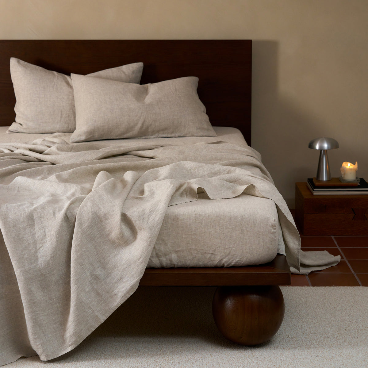 French Flax Linen Fitted Sheet in Natural