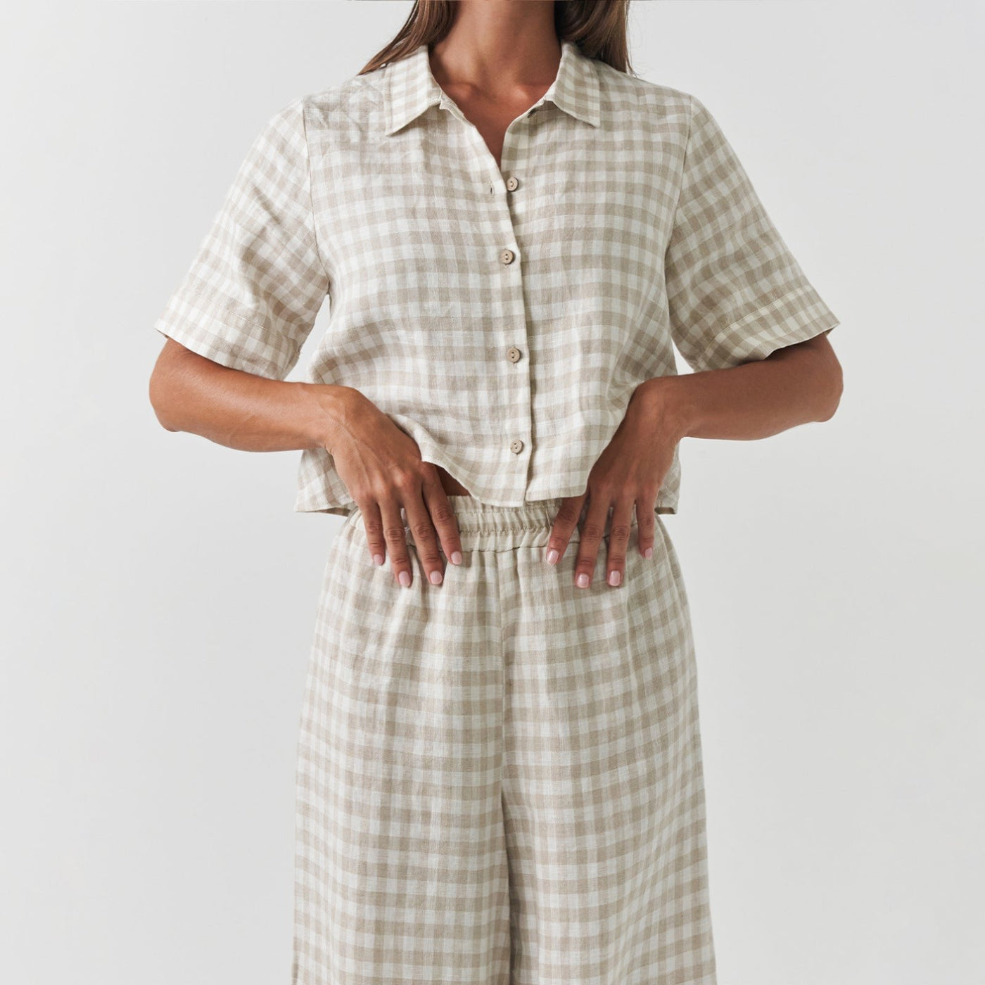French Flax Linen Poppy Lounge Set in Beige Gingham