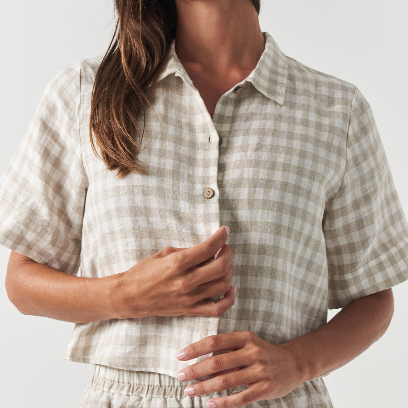 French Flax Linen Poppy Shirt in Beige Gingham