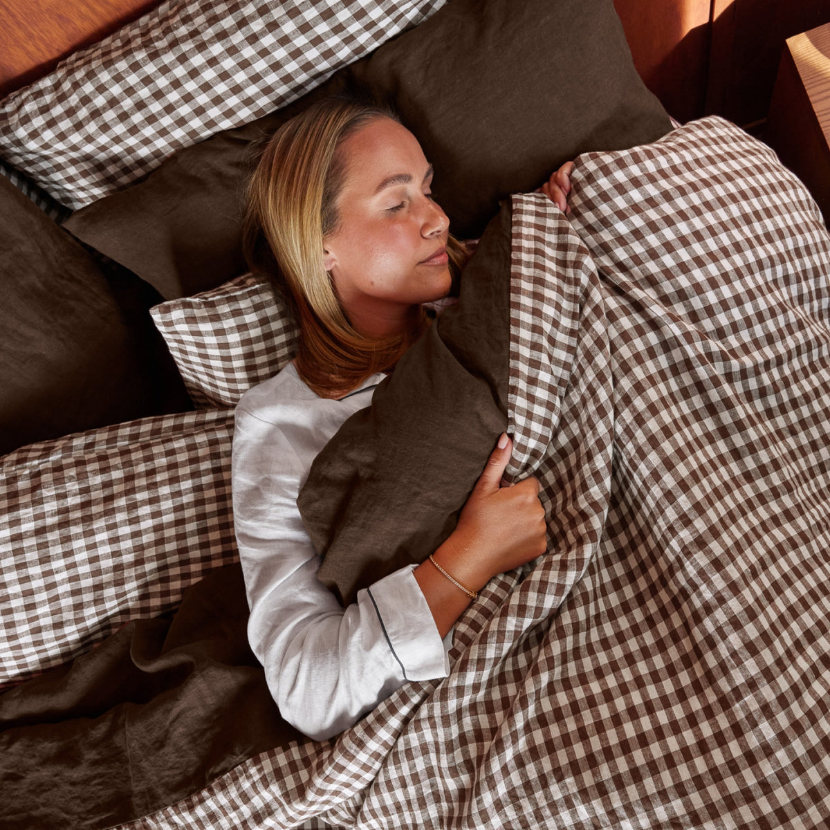 French Flax Linen Reversible Quilt Cover in Chocolate/Chocolate Gingham