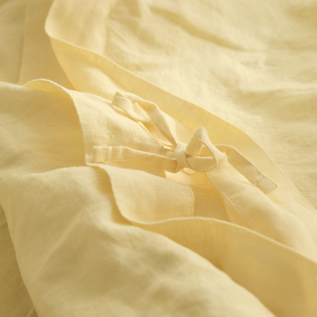 French Flax Linen Quilt Cover in Daisy