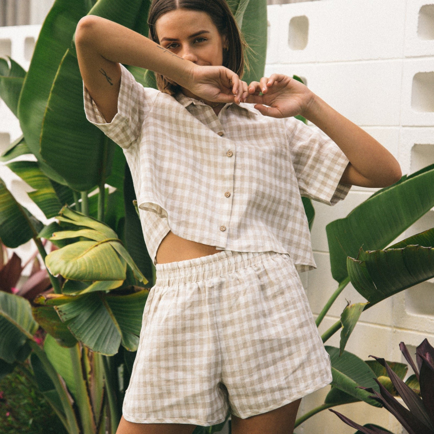 French Flax Linen Relaxed Short in Beige Gingham