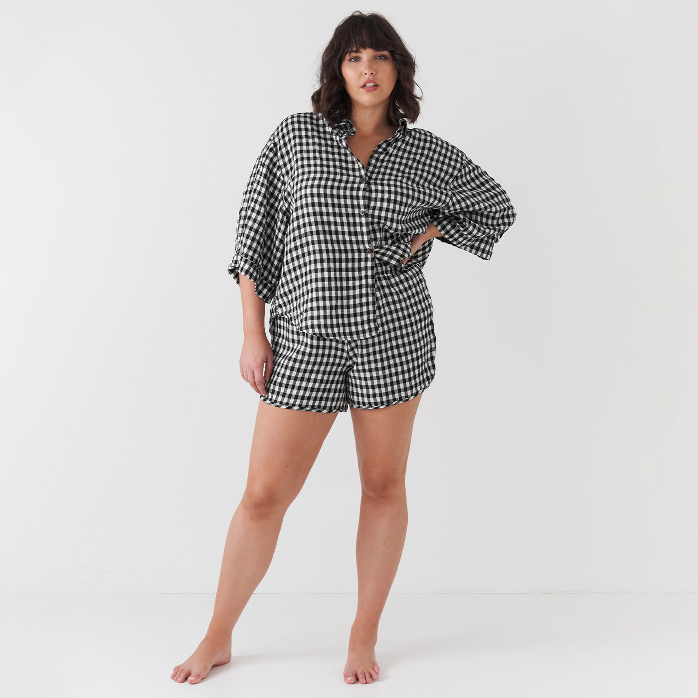 French Flax Linen Relax Short in Charcoal Gingham