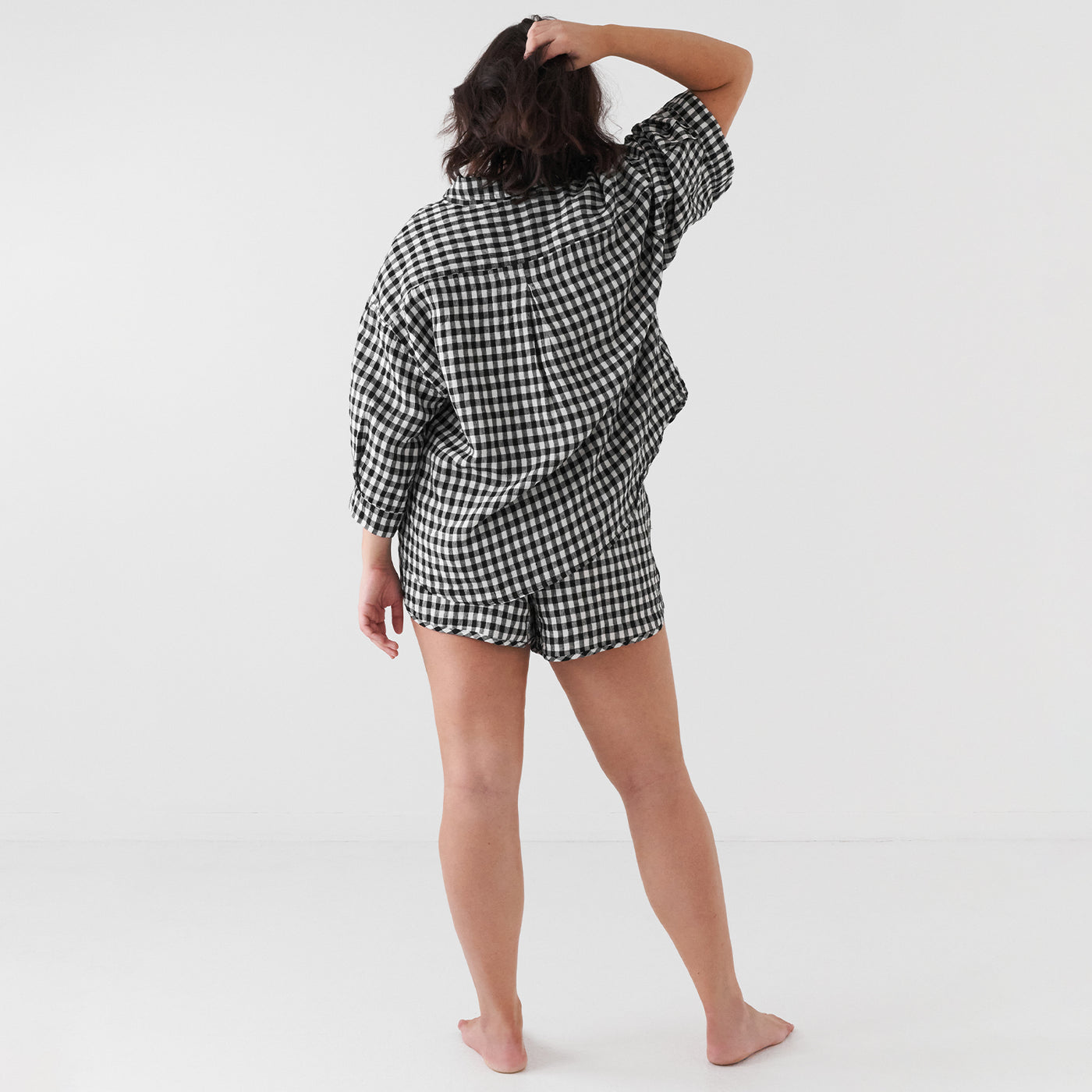 French Flax Linen Relax Short in Charcoal Gingham