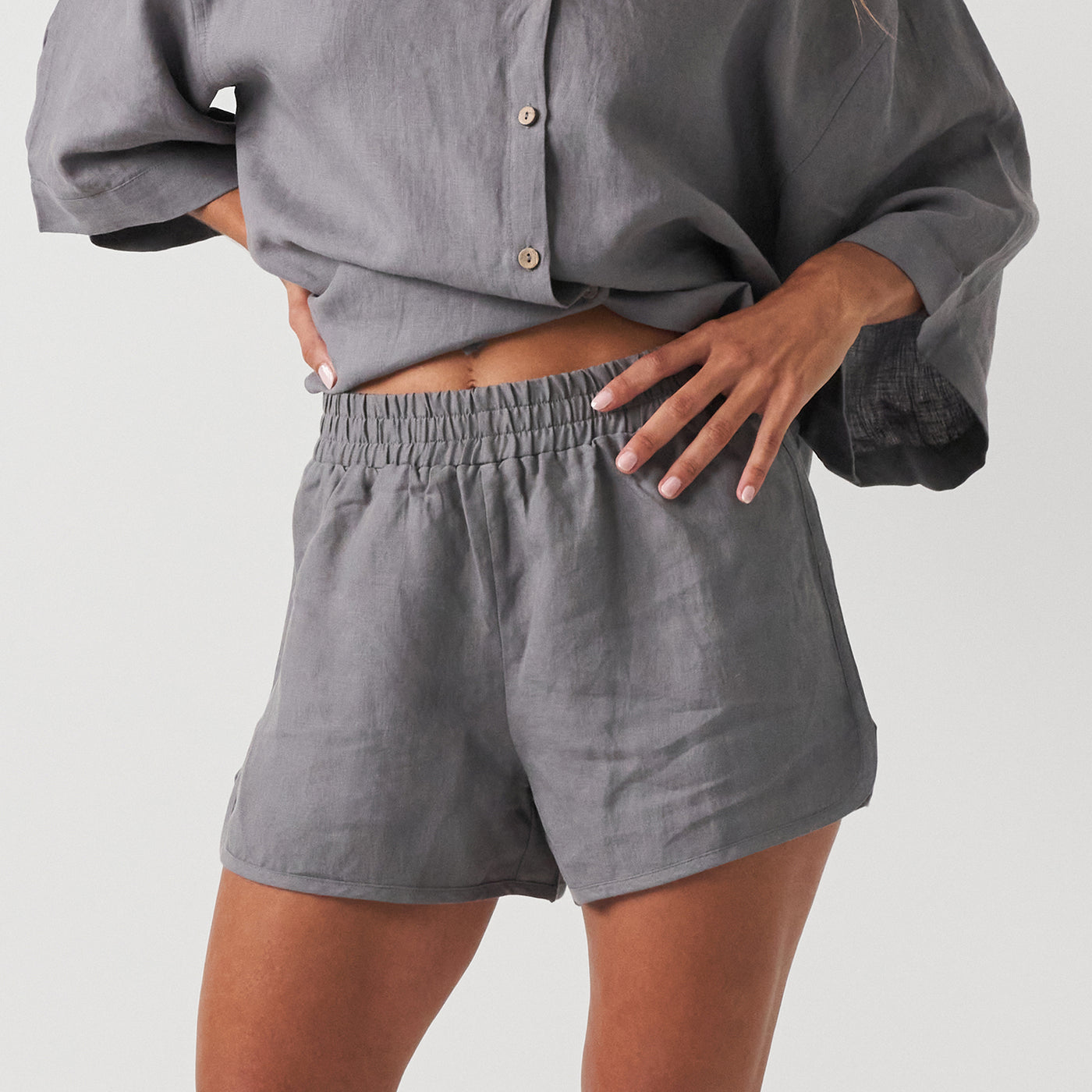 French Flax Linen Relaxed Short in Warm Grey