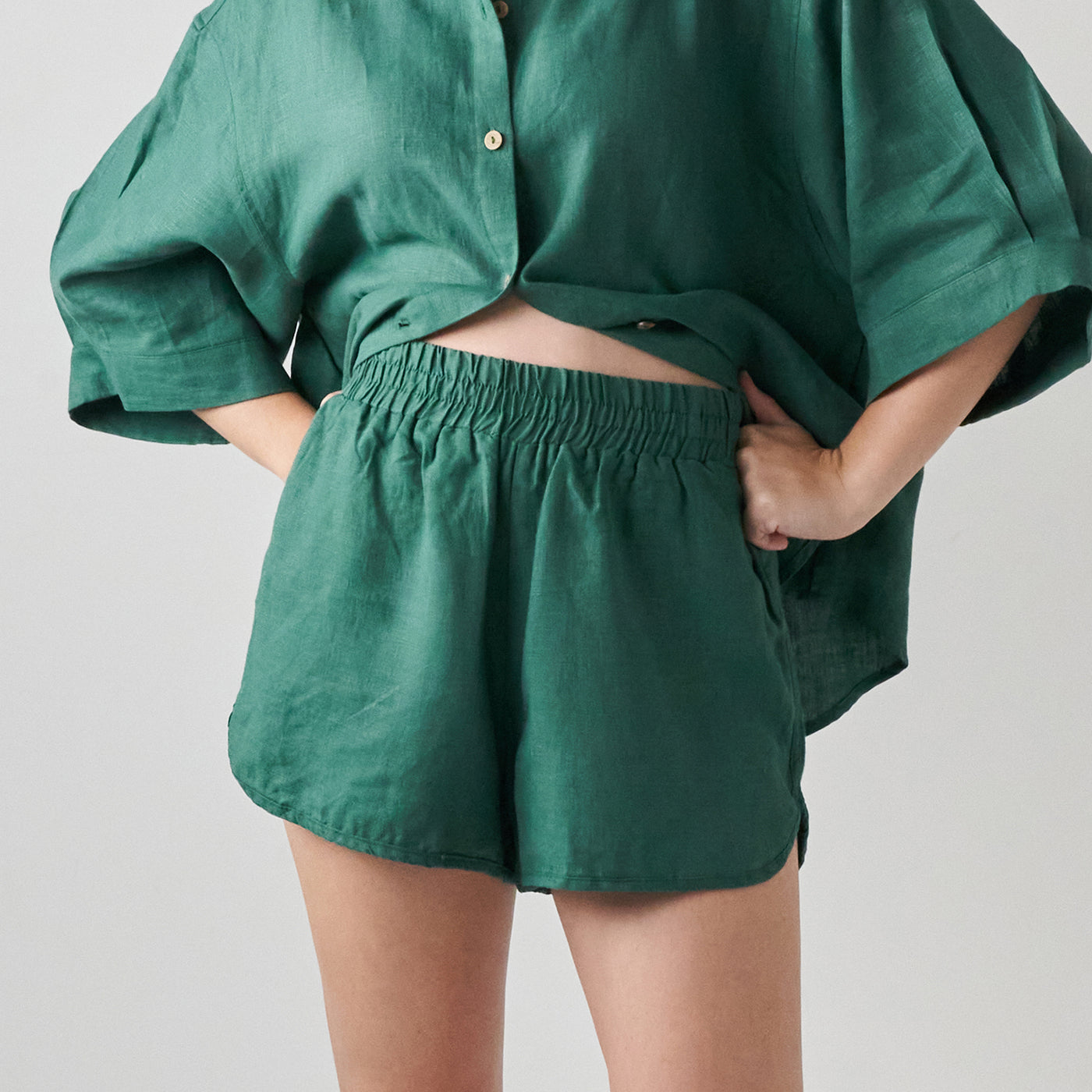 French Flax Linen Relaxed Short in Jade