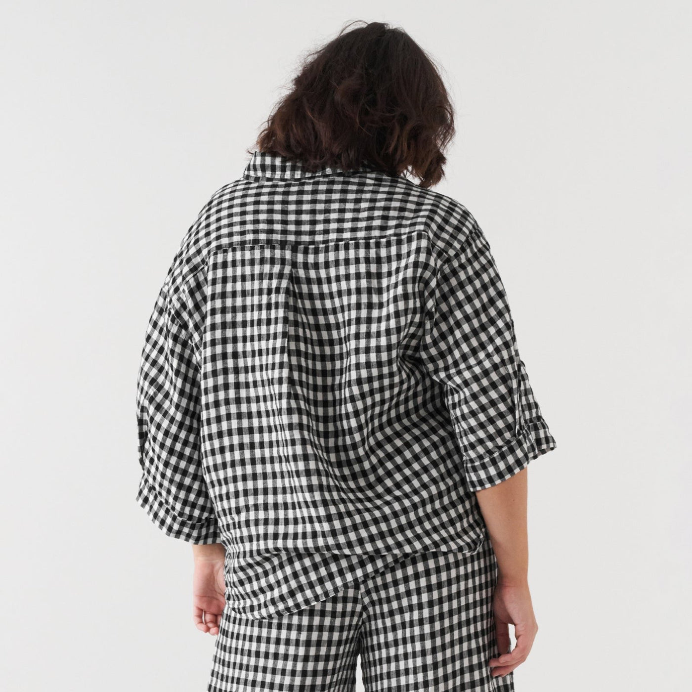 French Flax Linen Ruby Shirt in Charcoal Gingham