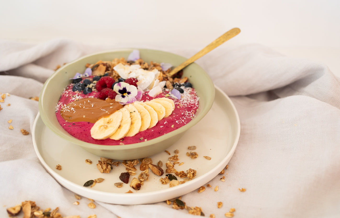 Forever Young Berry Smoothie Bowl