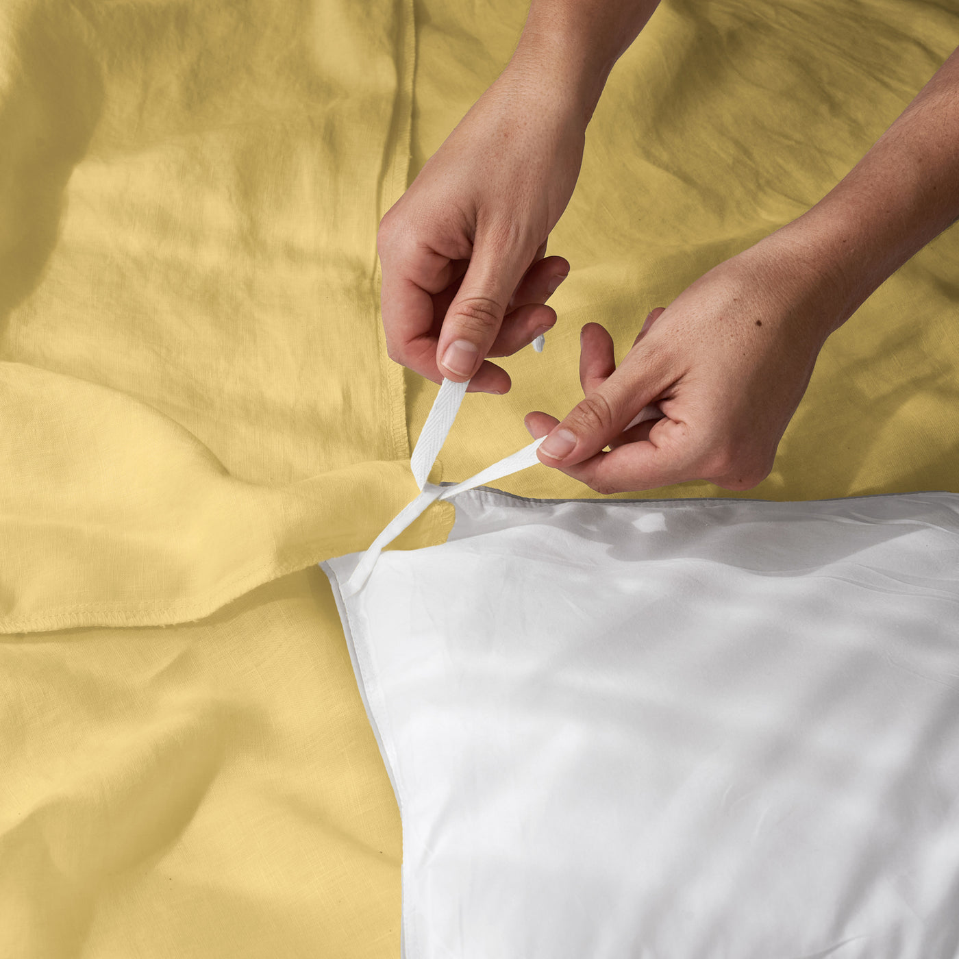 French Flax Linen Quilt Cover in Daisy