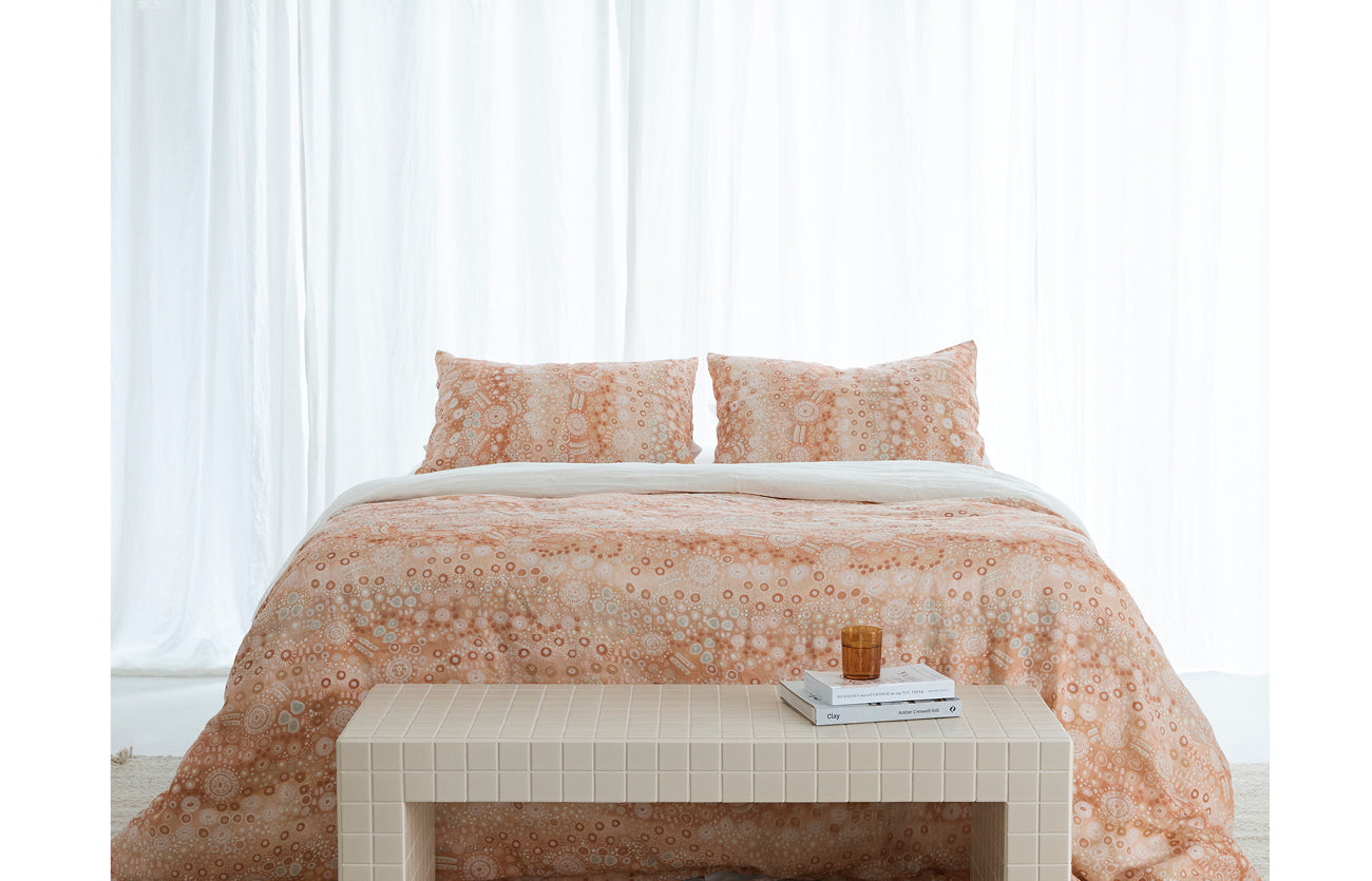 Holly Sanders x I Love Linen 