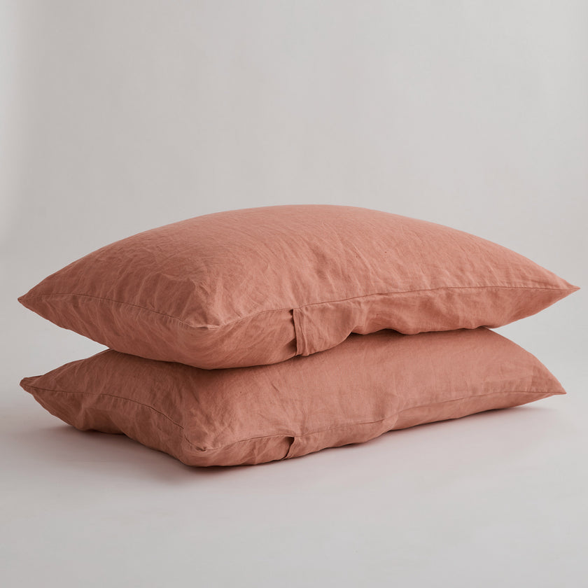 French Flax Linen Pillowcase Set in Rosa