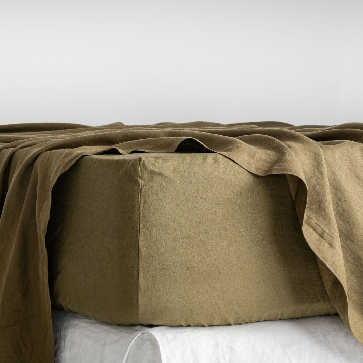 French Flax Linen Fitted Sheet in Olive
