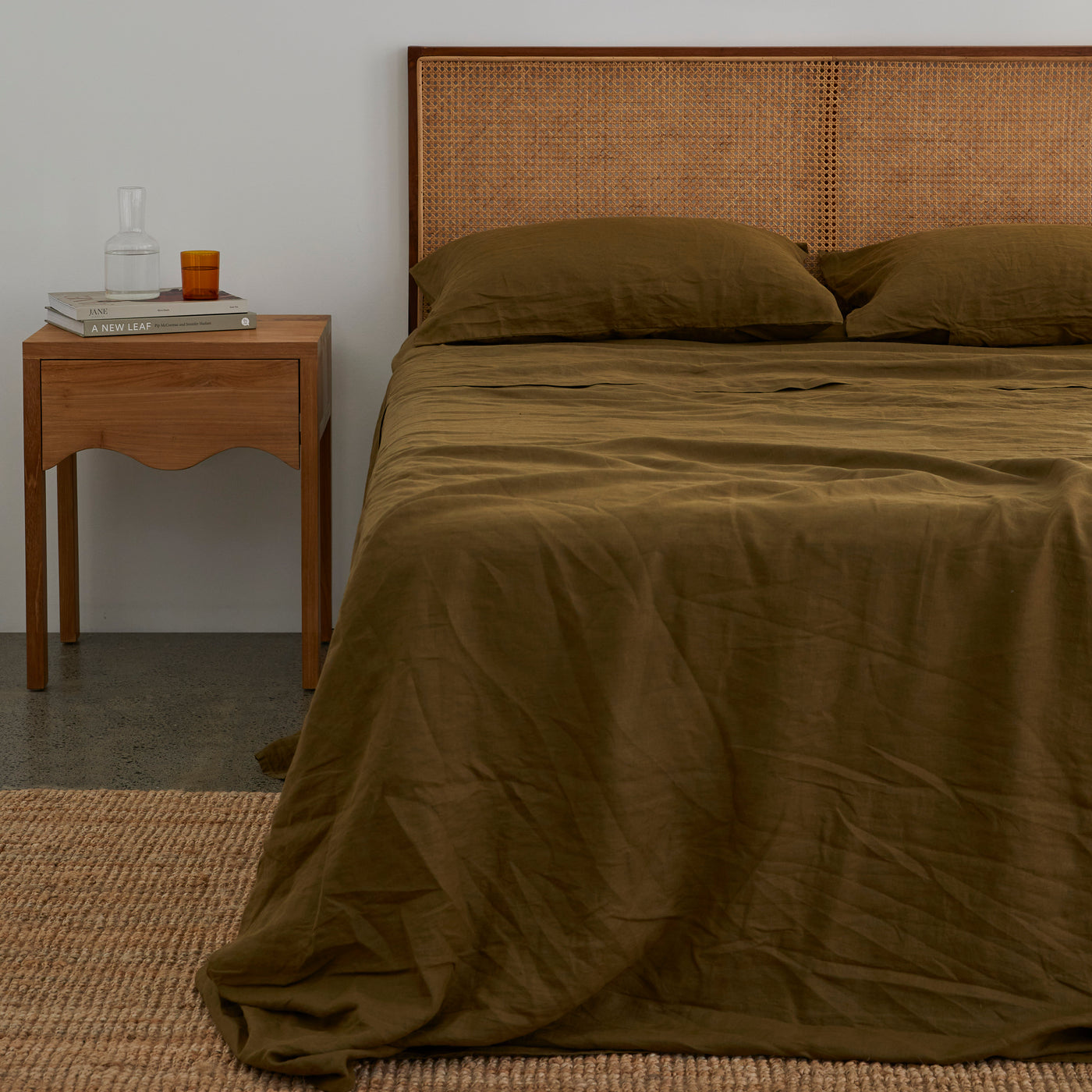 French Flax Linen Sheet Set in Olive